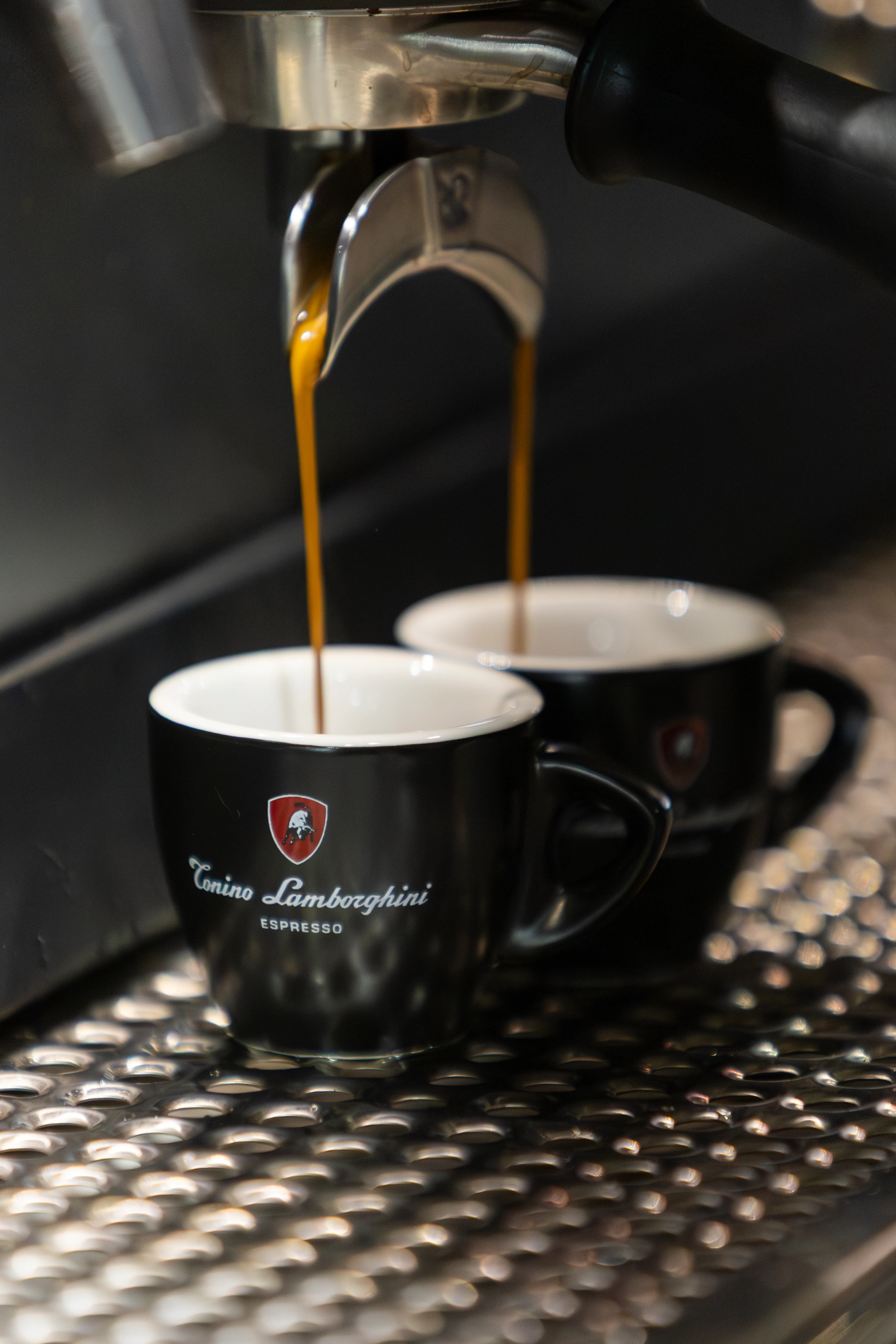 Misafirperverlikte espresso: son dokunuş